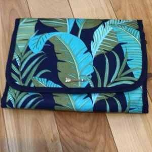 Stella & Dot jewelry travel hanging organizer